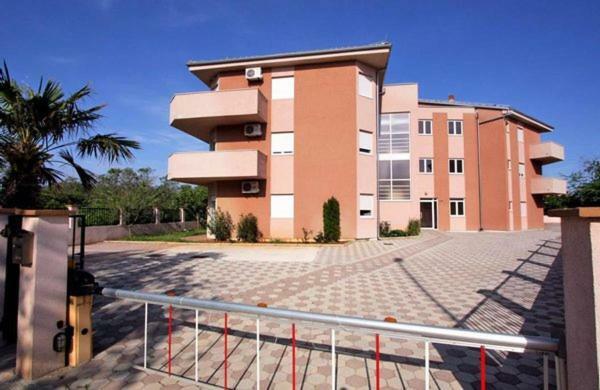 Apartment Helga Ližnjan Exterior foto